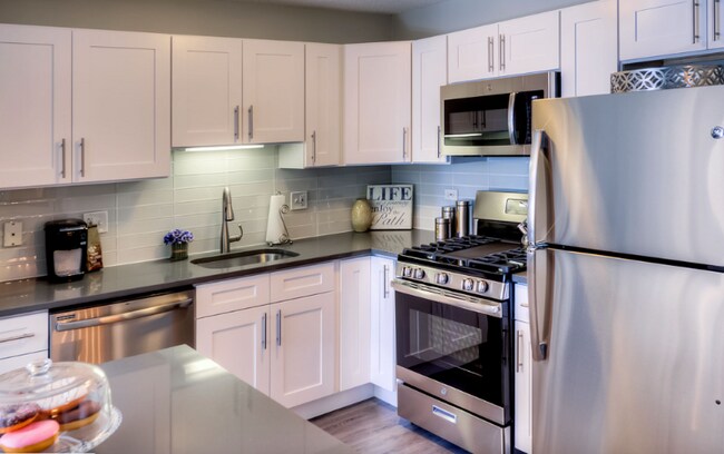 Photo - 535 N State St