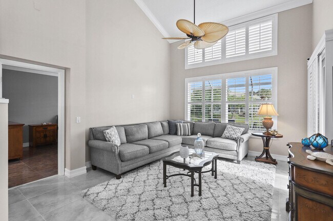 Photo - 2056 Windward Way