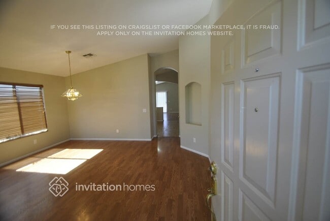 Photo - 16255 W Moreland St