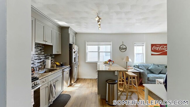 Photo - 50 Derby St Unit 3