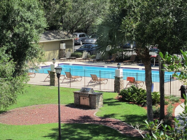 Stone Creek Apartments