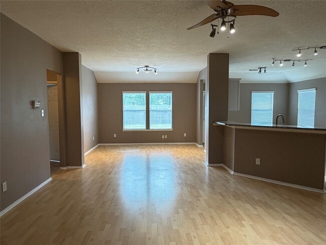 Photo - 9510 Barr Spring Dr