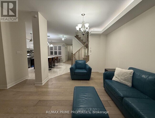 Photo - 389 William Forster Rd