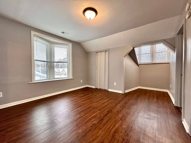 Photo - One Bedroom Duplex in Muskegon - All Utilities Included!