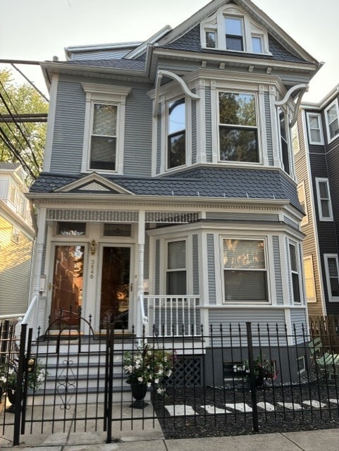 Building Photo - 3846 N Janssen Ave