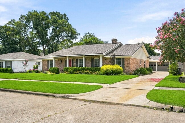 Photo - 6131 Yarwell Dr