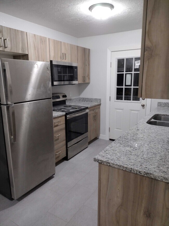 Photo - 510 W Whitman St Unidad #3