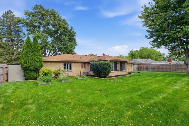 Photo - 1358 Juliet Dr