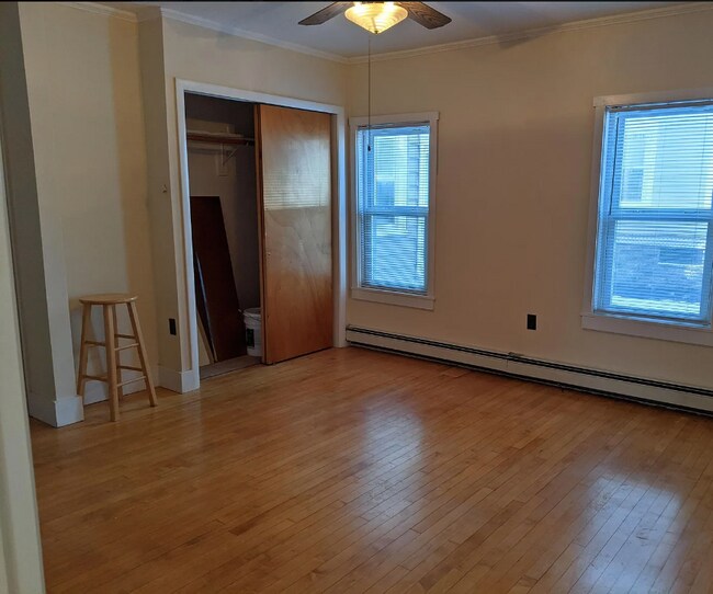 Photo - 46 Grant St Unit 1