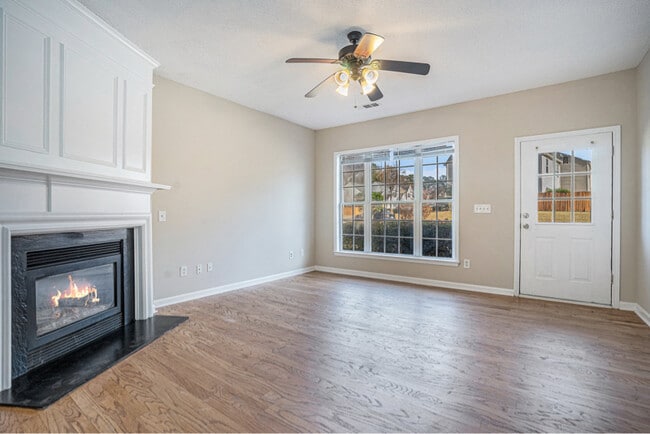 Photo - 2894 Regent Walk Dr