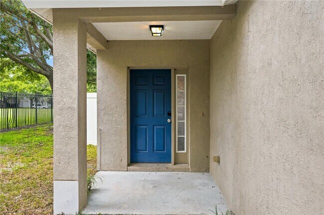 Photo - 10215 Lakeside Vista Dr