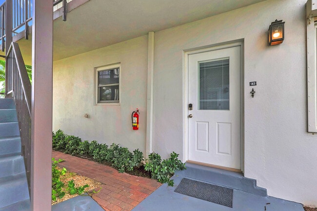 Photo - 3400 Gulf Shore Blvd N