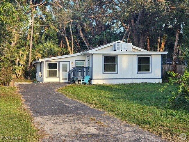 Building Photo - 205 Delray Ave Rental