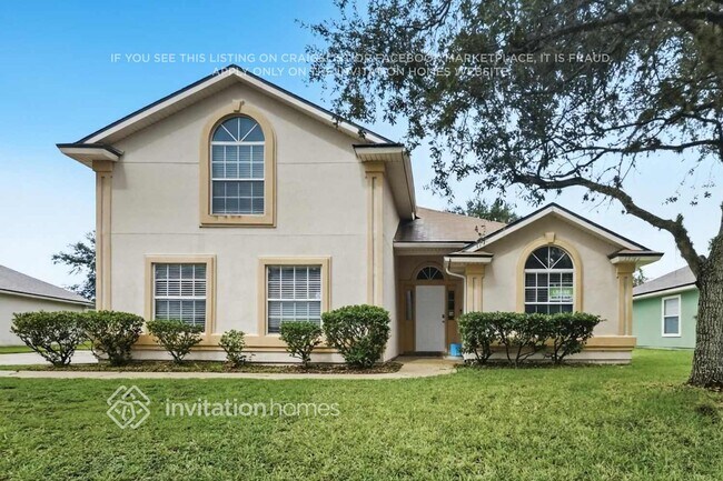 Building Photo - 13742 Fish Eagle Dr W