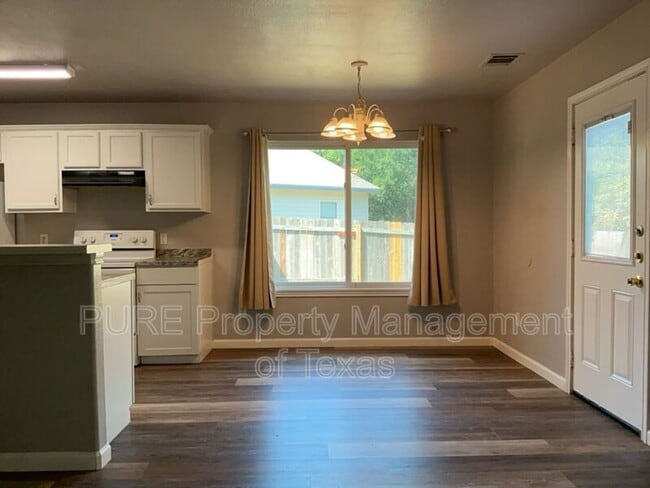 Photo - 246 Marvin Cove