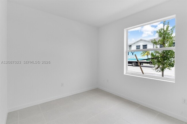 1125 SE 3rd Terrace