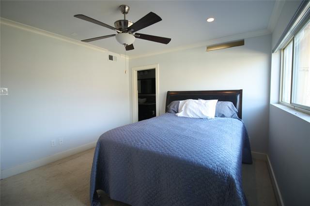 Photo - 4021 Cole Ave Unidad 208