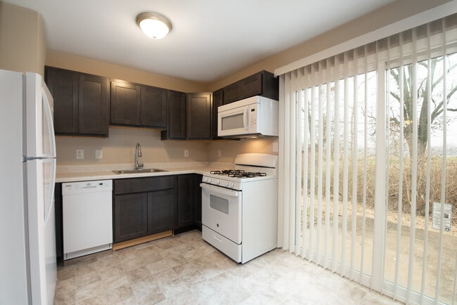 Photo - 478 Hill Drive Ct Unit 34