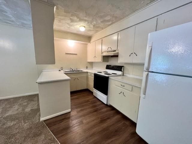 Photo - 2011 Helen St