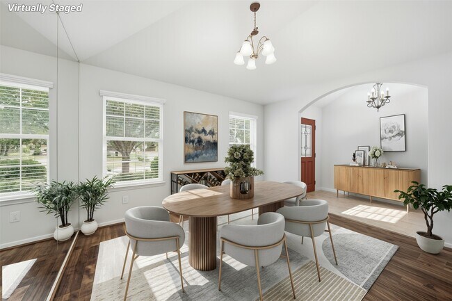 Building Photo - 2319 Falcon Knoll Ln