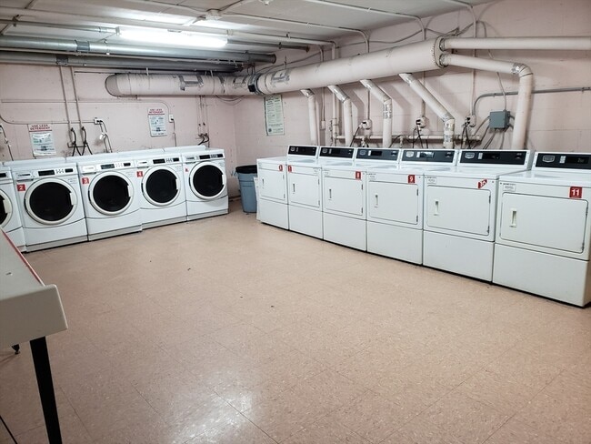 Photo - 46 Cochituate Rd Unidad 106