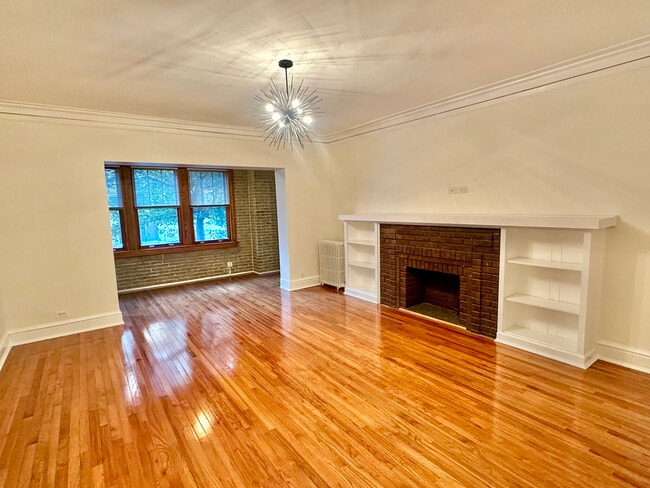 Photo - 5606 N Kenmore Ave Unidad 1