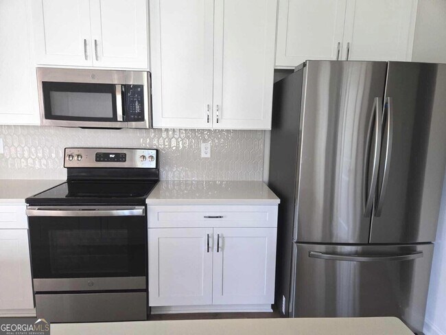 Photo - 2797 Aralynn Wy