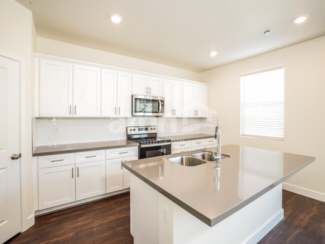 Photo - 6501 Enlightenment Dr