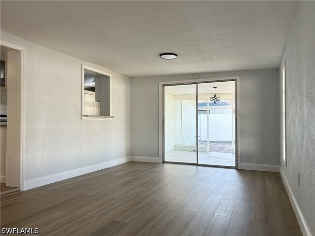 Photo - 1428 SE 20th Ave
