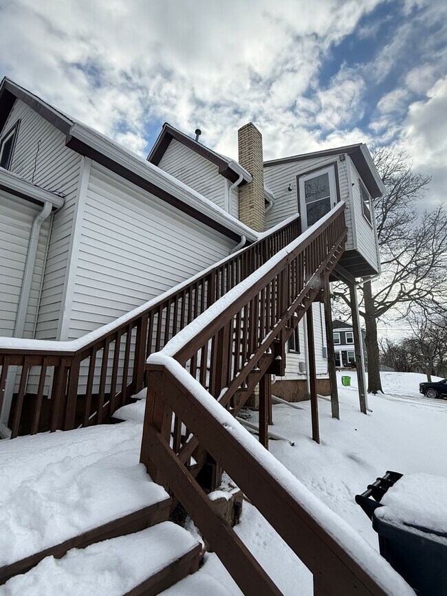 Photo - 1206 Pringle Ave Unit Upper