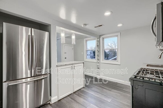 Photo - 4012 Fernhill Ave Unit 3FL