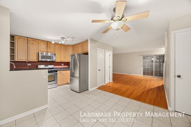 Photo - 824 S May St Unit B