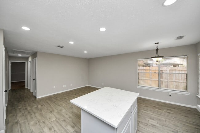 Photo - 4915 Pecan Grove Dr