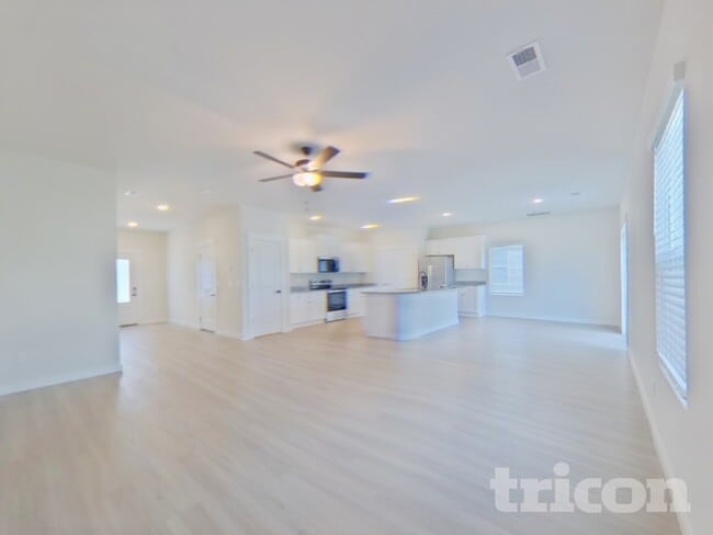 Photo - 1217 Crested Iris St House