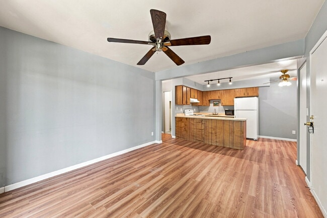 Photo - $1,340.95 - 1 Bed, 1 Bath Condo in Denver with In Unit Laundry! Unit G16