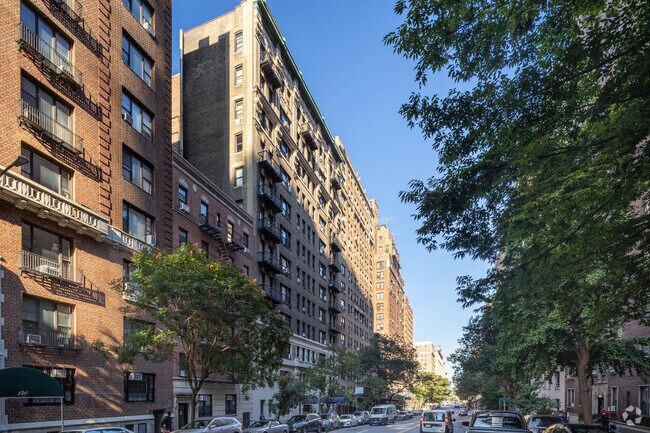 Photo - 164 W 79th St