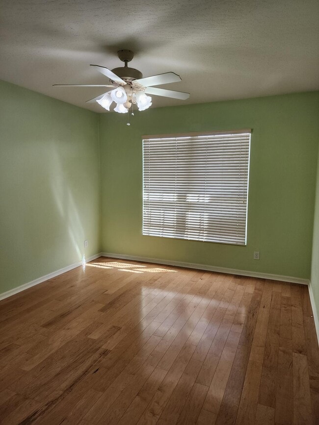 Photo - 3941 Orchard Dr