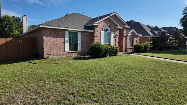 Photo - 3316 Bluegrass Dr
