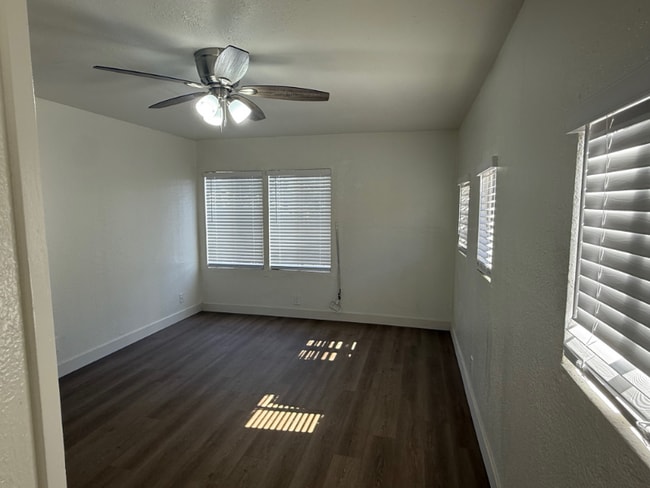 Photo - 2305 Lemon Ave Unidad 17