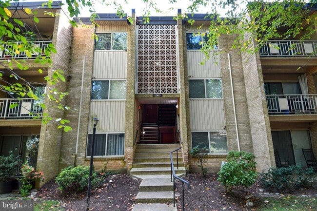 Photo - 12415 Braxfield Ct Unit 15