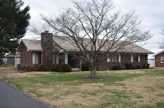 Spacious 3-Bedroom Ranch for Rent in Frank... - Spacious 3-Bedroom Ranch for Rent in Frank... House
