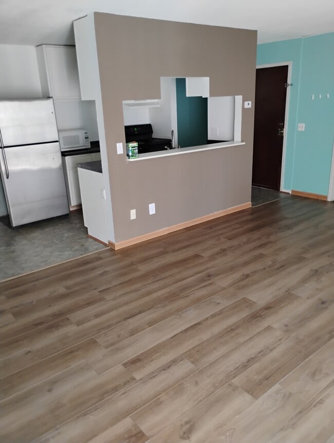 Building Photo - 12948 Nicollet Ave Unit 302