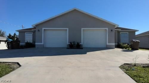 Building Photo - 4345 Country Club Blvd