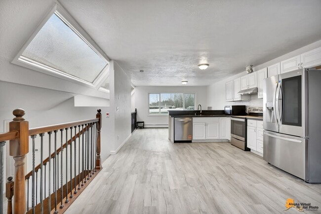 Building Photo - 4011 E Turnagain Blvd Unit 3