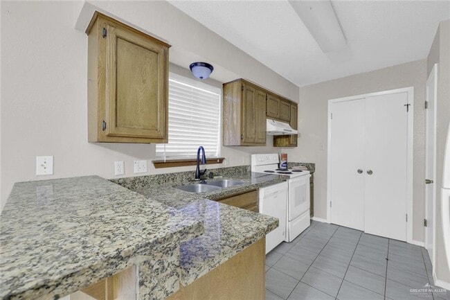 1602 Avocet Ave W Unit A