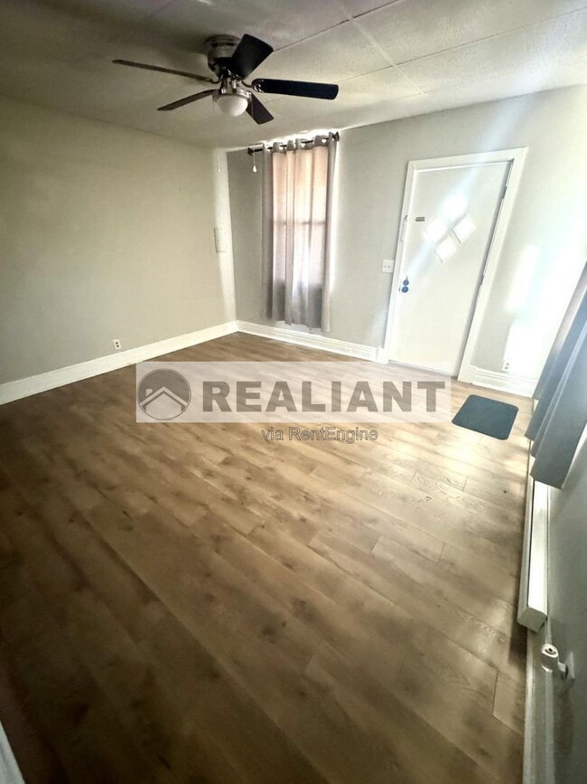 Photo - 2227 Howell St Unit Apartment 1