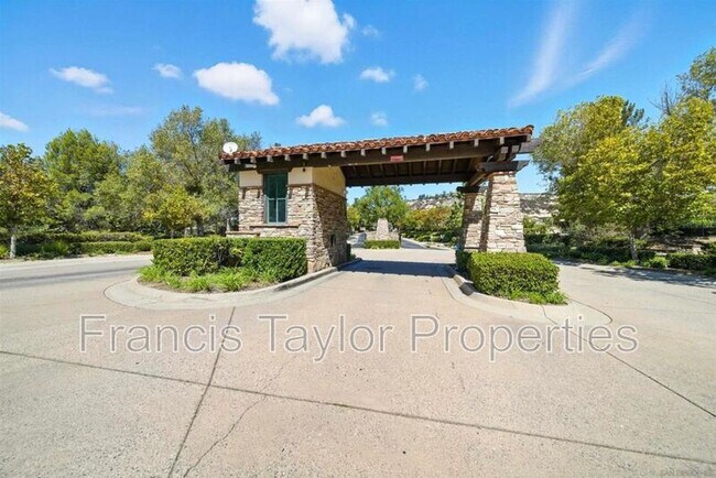 Photo - 27027 Sunningdale Way