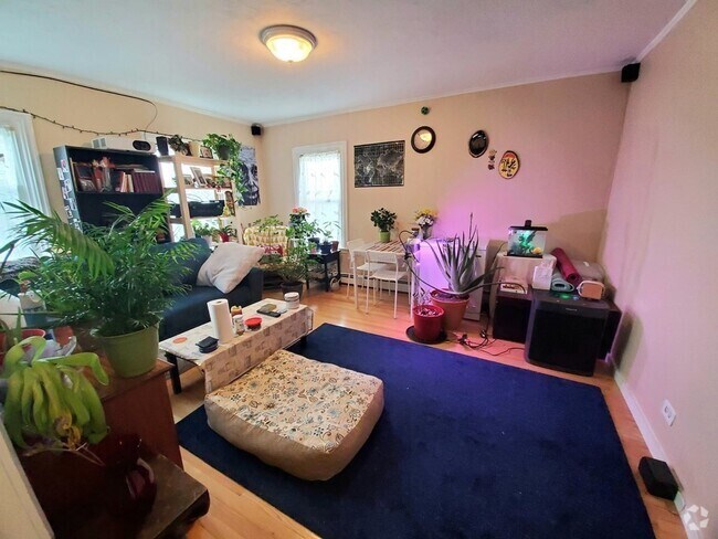 Building Photo - 41 Mount Pleasant St Unit 3 Rental