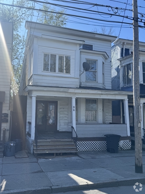 Building Photo - 96 Ontario St Rental