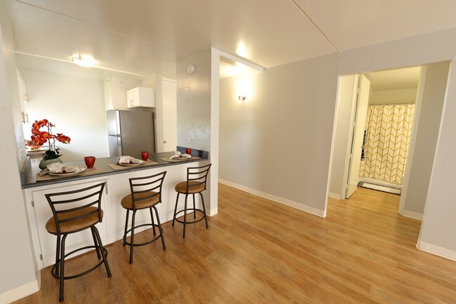 Photo - Waikele Towers